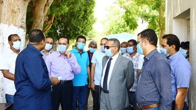 رئيس جامعة الأقصر يتفقد سير اختبارات القدرات وامتحانات الدراسات العليا بالفنون الجميلة