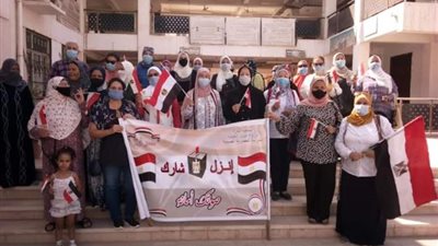 أنزل شارك ..حملة لسيدات مدينة أكتوبر لحث المواطنين على المشاركة في الانتخابات
