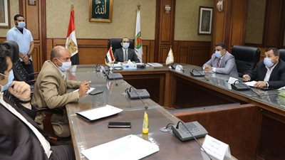 نائب محافظ سوهاج يترأس الاجتماع التاسع للجنة مراجعة تراخيص أعمال البناء