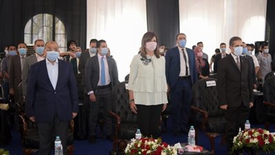 وزراء الهجرة والتنمية والتموين والرياضة شاركوا فى افتتاح المرحلة الثانية من المنطقة اللوجيستية