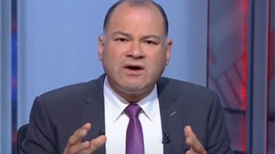 الديهي يسخر من إرسال قطر عسكريين لليبيا: 