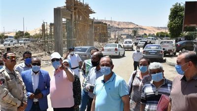 تنفيذ 60 % من مشروعات التطوير والتشديد على تقنين أوضاع المحلات وتناسق المبانى