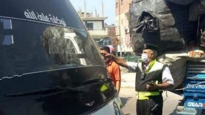 محافظ الشرقية : تغريم 181 سائقا لعدم الإلتزام بإرتداء الكمامة الواقية