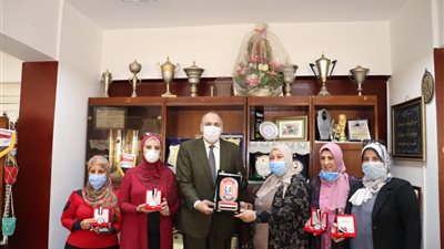 مديرية تعليم القاهرة يحصل على درع التفوق المكتبى على مستوى الجمهورية