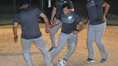 بعد الأهداف السياسية.. «مدبولي جاب جون».. مباراة كرة قدم بين الوزراء فى العلمين الجديدة.. وتألق وزير الشباب والرياضة.. صور