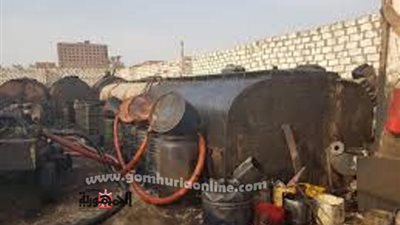 ضبط مصنع لتدويرزيوت السيارات السابق استخدامها بالعامرية