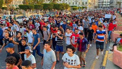 المحتجون في ليبيا يمهلون حكومة الوفاق 24 ساعة لإعلان استقالتها