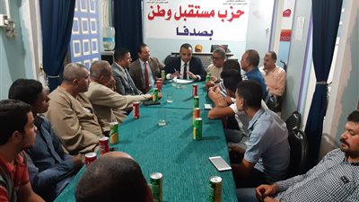 شباب مستقبل وطن خلية نحل استعدادا لانتخابات الاعادة لمجلس الشيوخ ٢٠٢٠