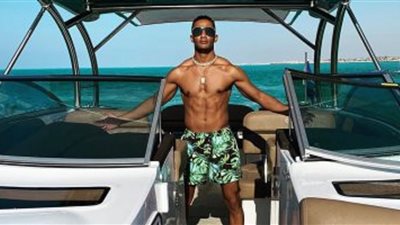 محمد رمضان يشعل السوشيال ميديا بفيديو جديد على المركب.. شاهد