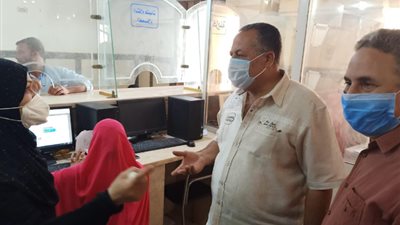 سكرتير مساعد أسيوط يتفقد المركز التكنولوجي بمركزي أبنوب