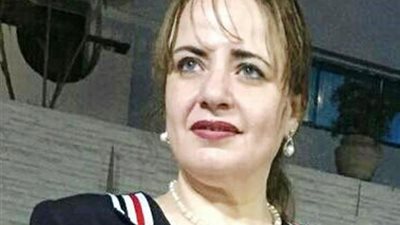 الخروج من الشرنقة
