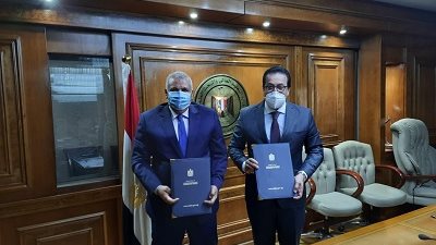 التعليم العالي: تخصيص بحق الانتفاع 1000 فدان لكل جامعة مصرية..ومن 5 - 10 فدان لكل خريج