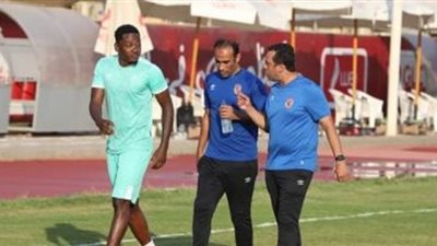 عبد الحفيظ يتابع آخر مستجدات حالة اللاعبين المصابين بالأهلى