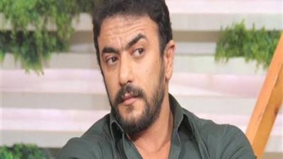 تدريبات قوية فى البوكس لاحمد العوضى فى الجيم.. فيديو
