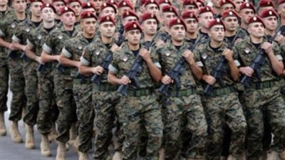 مقتل ثلاثة عسكريين واصابة اخر اثناء اطلاق نار للقبض على متشدد مطلوب بلبنان
