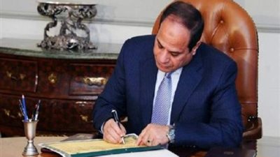 السيسى يصدق على قانون هيئتى أوقاف الكنيسة الكاثوليكية والطائفة الإنجيلية