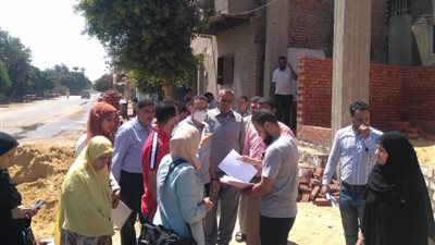 لجنة المتابعة تتفقد مستوى الخدمات بقرية طنسا بني مالو