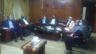 الشباب والرياضة تناقش دعم المشروعات الصغيرة والمتوسطة مع البنك المركزي