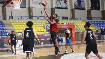 سر غياب رباعي منتخب مصر عن المعسكر الأول استعداداً لبطولة إفريقيا للسلة