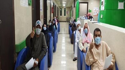 الصحة: ارتفاع حالات الشفاء من مصابي فيروس كورونا إلى 87158 وخروجهم من المستشفيات