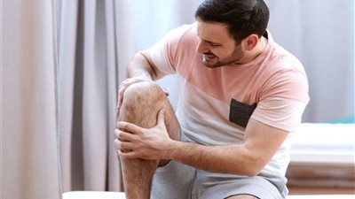 متى تستدعي آلام الركبة استشارة الطبيب؟