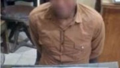 ضبط سائق انتحل صفه رجل شرطة للنصب على المواطنين بالأميرية
