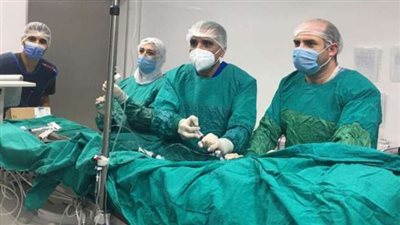الرعاية الصحية تعلن تفاصيل إجراء 6 عمليات قسطرة قلبية معقدة لمرضى الانسداد المزمن