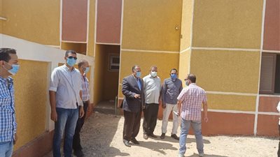 محافظ أسيوط يوجه بالمتابعة الدورية للخدمات المقدمة للمواطنين