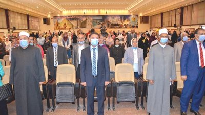 سكرتير مساعد الإسكندرية يشارك في حفل تكريم أوائل الطلاب بالمراحل الأزهرية