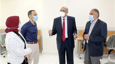 د. عماد عتمان: ٣ أبراج جديدة بالمدن الجامعية تستوعب 2000 طالب ومجمع خدمات طلابية
