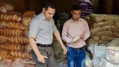 نيابة بيلا: اعدام 600 كيلو أرز و6800 سكر.. غير صالحة للاستخدام الآدمي