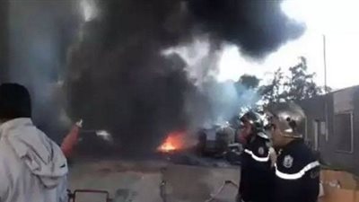 حريق يلتهم 100 طن دخان معسل في الدقهلية والإطفاء تسيطر على النار بعد 4 ساعات