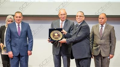 اقتصادية قناة السويس تكرّم مستشاريها