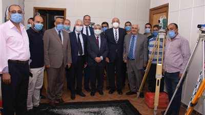 دعتمان يتفقد المبنى التعليمى الجديد بـ 