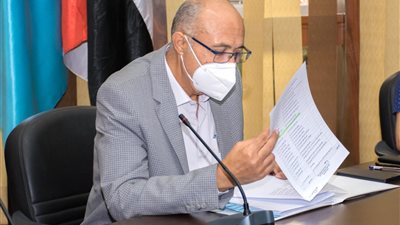 د عتمان :أولوية لدعم الرعاية الصحية لأعضاء هيئة التدريس والعاملين بجامعة طنطا