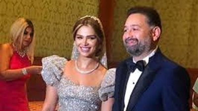 امير شاهين مطلوب على جوجل بعد حفل زفافه