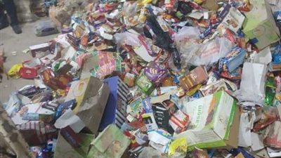 إعدام 11طن أغذية فاسدة وغلق 26 منشأة غذائية تعمل بدون ترخيص