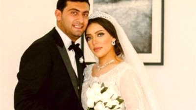 النقيب عبد المنعم المليجى فى قفص الزوجية