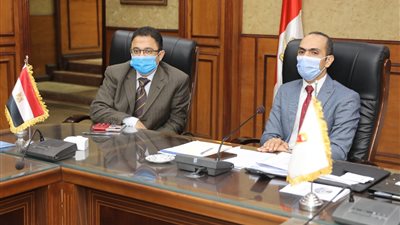 نائب محافظ سوهاج يترأس الاجتماع الدوري للجنة مراجعة تراخيص أعمال البناء