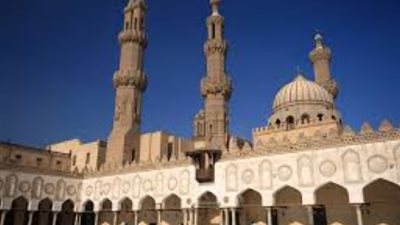 اعلام الأزهر للطلاب الجدد : القراءة والاطلاع المستمر سلاحكم في رسالتكم