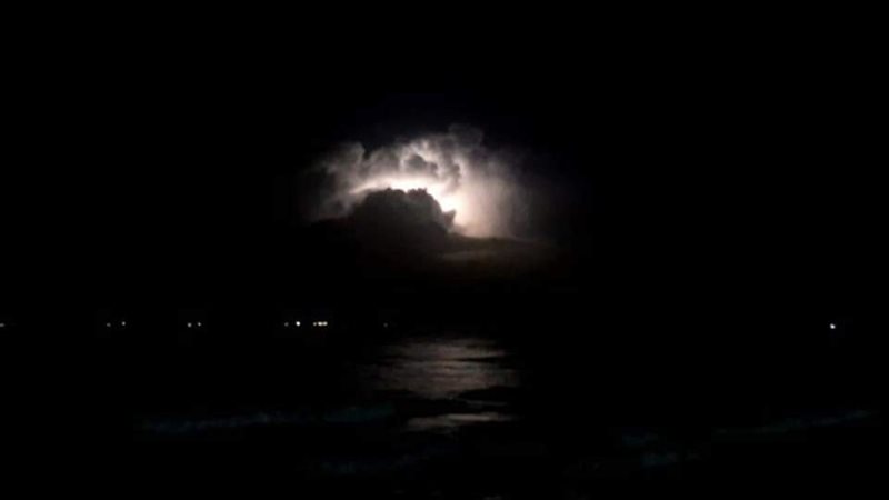 عاصفة رعدية