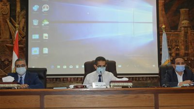 محافظ الغربية يتابع آخر إستعدادت المحافظة لموسم الأمطار وانتخابات مجلس النواب.