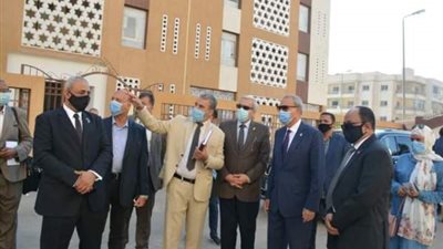 الهجان وعجلان يتفقدان عدد من المدارس بالعبور ومسطرد