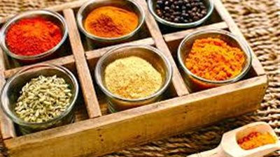 6 اعشاب طبيعية تخلصك من الام وانتفاخ المعدة