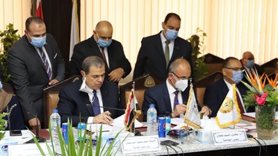 بروتوكول تعاون بين القوى العاملة وجامعة الزقازيق لنشر ثقافة العمل الحر