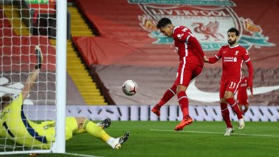 بمشاركة صلاح .. ليفربول يفوز بثنائية على ميتلاند الدنماركى