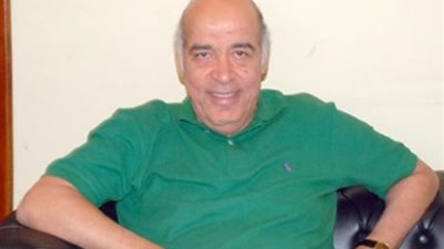 علي أبو جريشة يكشف أسباب ارتفاع أسعار اللاعبين .. ويؤكد الأهلي والزمالك بيخبوهم في أماكن غير معروفة لعدم التعاقد معهم