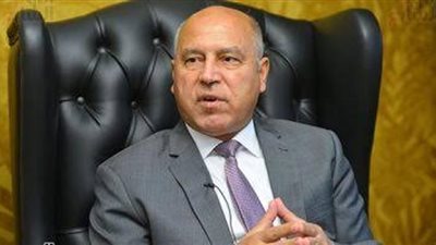 بعد قليل .. وزير النقل يتفقد محور الشهيد باسم فكرى بقنا
