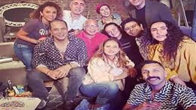 سر هجوم المخرجة كاملة ابو ذكرى على عصابة 100وش