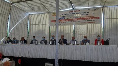 رئيس الجهاز : بيع (11) محل تجارى و(6) صيدليات بالمزاد العلنى بمدينة الشروق
